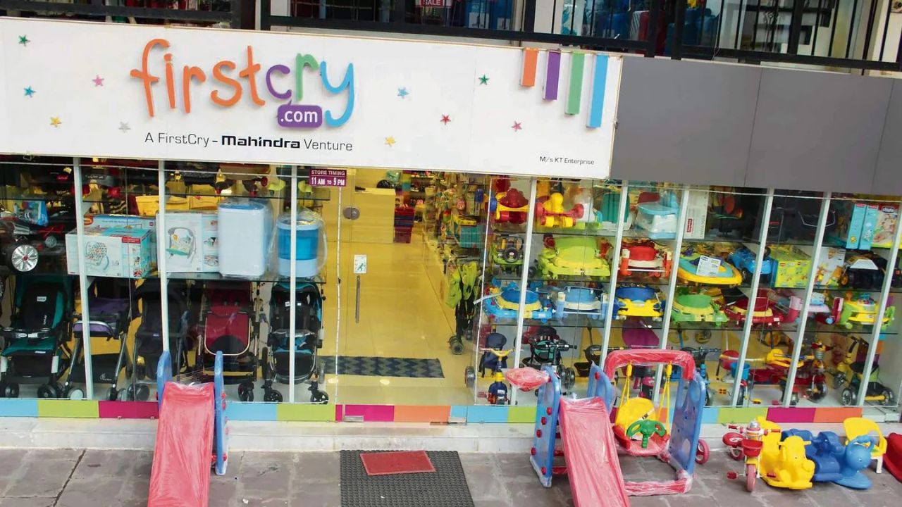 Startup Story of FirstCry: The business started for the child has become the first choice of every parent today