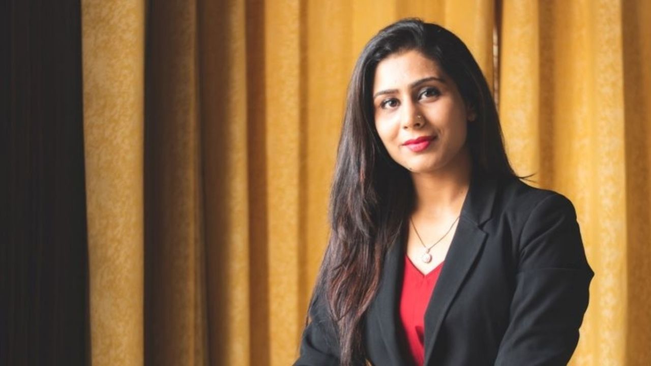 Ghazal Alagh startup story: From a common housewife to India's top businesswoman!